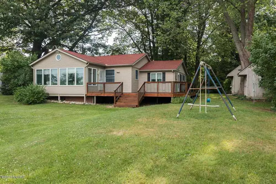 83362 Fritz Drive, Decatur, MI 49045