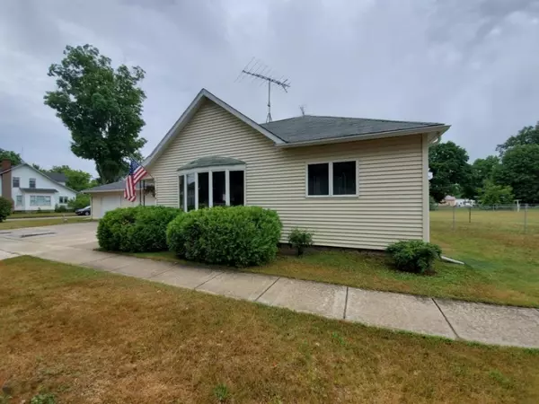 176 Marion Avenue Avenue, Barryton, MI 49305