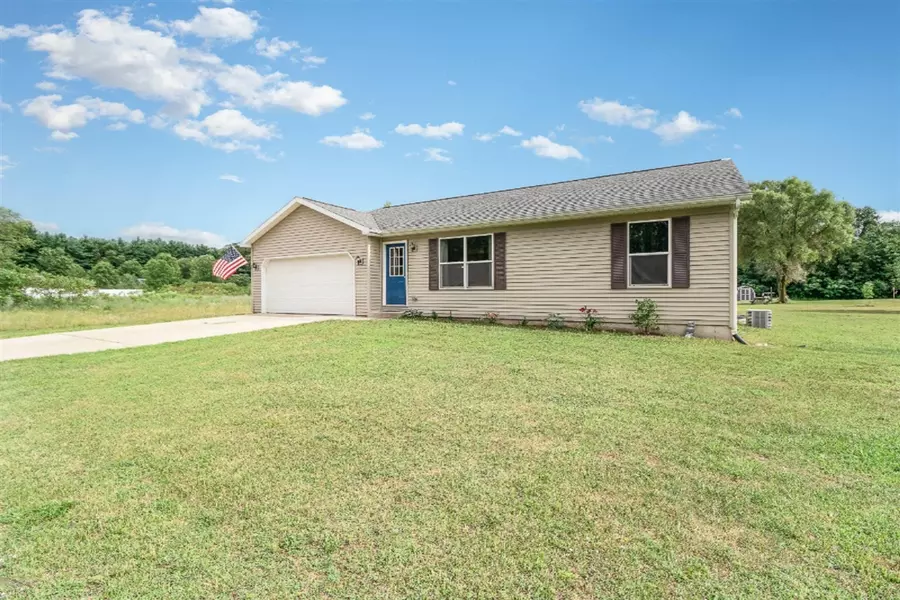 31791 Pine Ridge Circle Circle, Lawton, MI 49065