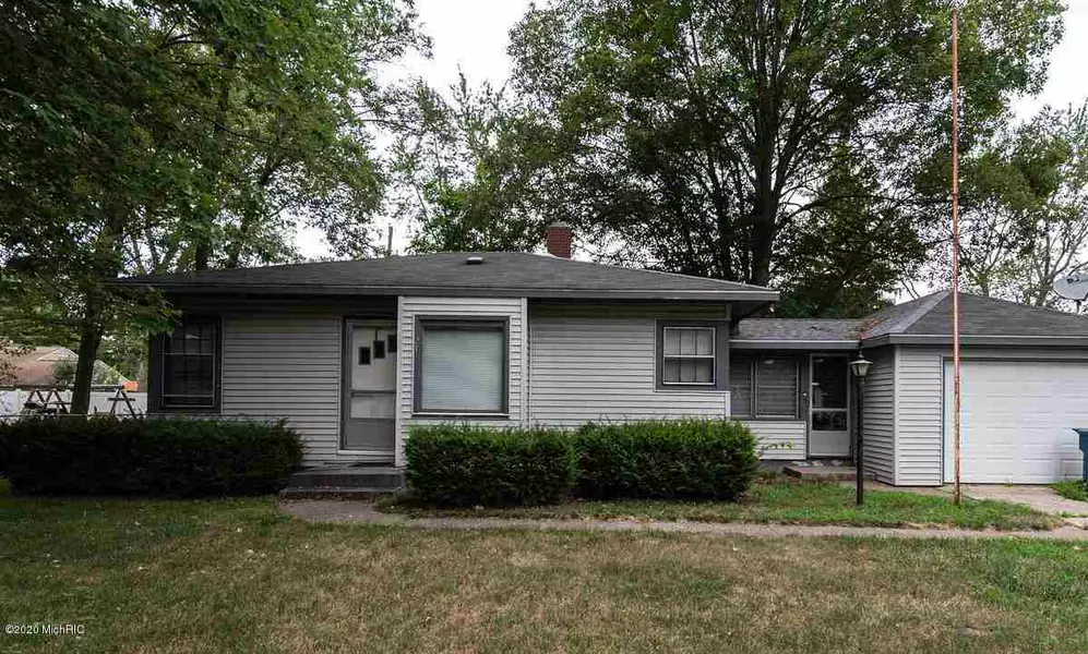 219 Clardelle Avenue, Benton Harbor, MI 49022