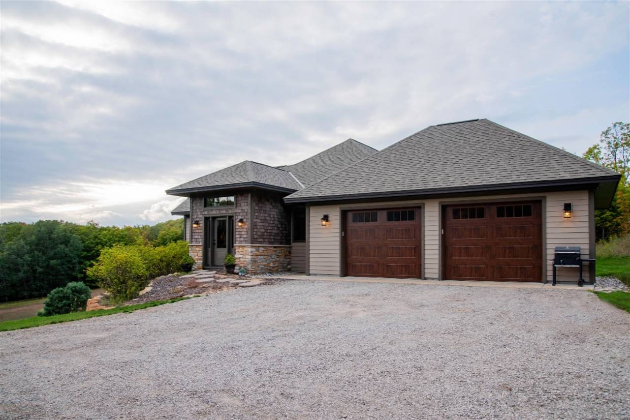 565 High Pines Trail Trail, Boyne City, MI 49712