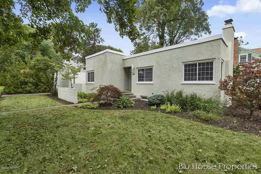 753 Snyder Road, East Lansing, MI 48823