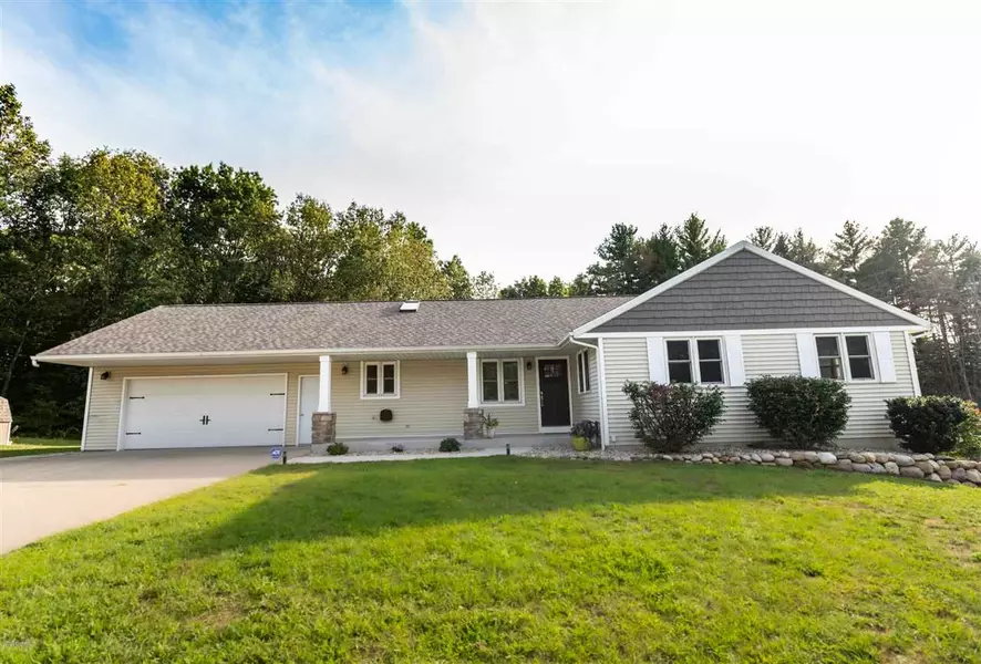 22485 E McGillen Avenue, Mattawan, MI 49071