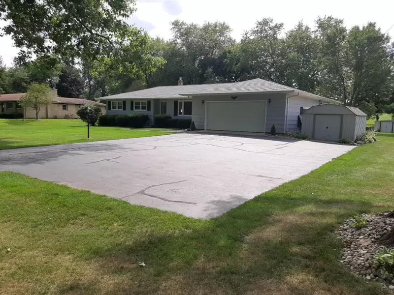 14377 29 Mile Road, Albion, MI 49224-8404