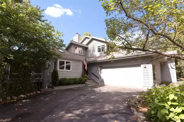 Bridgman, MI 49106-9703,9836 Weko Drive Drive