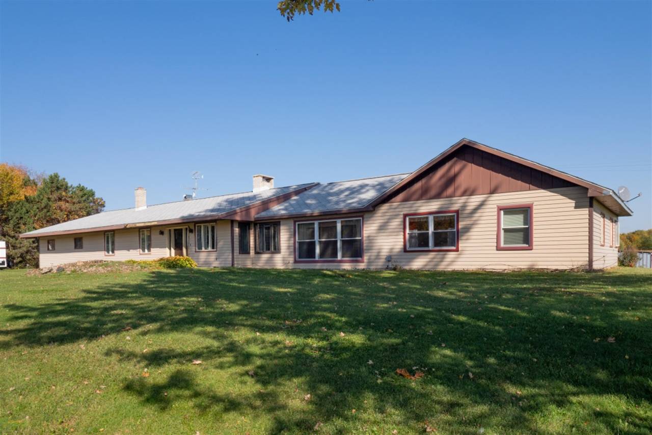 9576 Kenowa Avenue NW Avenue, Sparta, MI 49345-9715