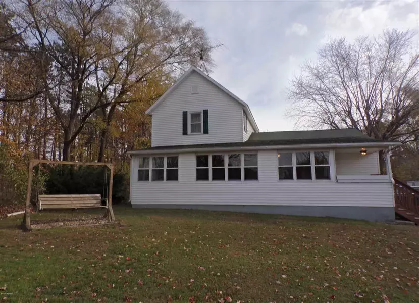 2615 Boyer Road, Coloma, MI 49038