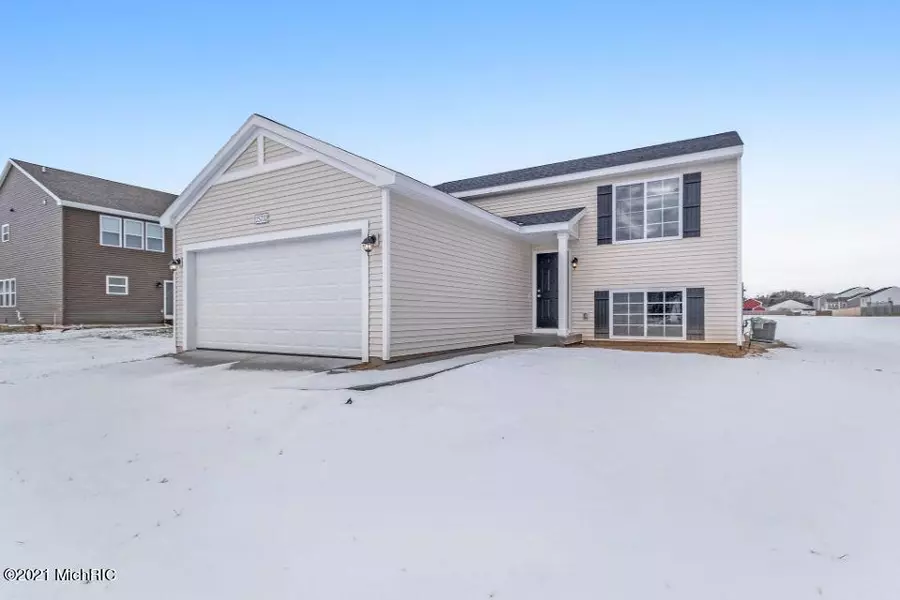 8241 Sturtevant Avenue, Richland, MI 49083