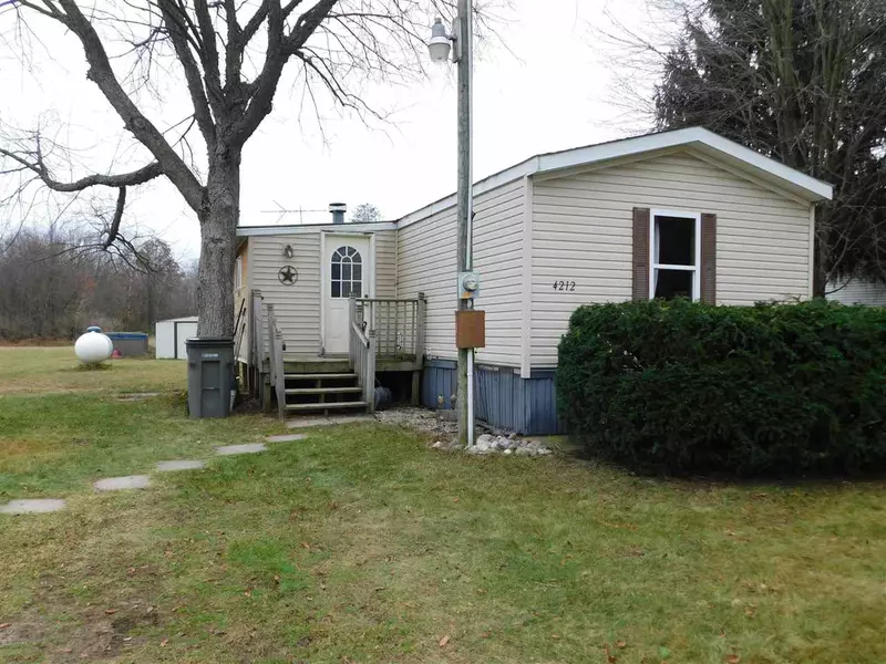 4212 E 124th Street, Grant, MI 49327