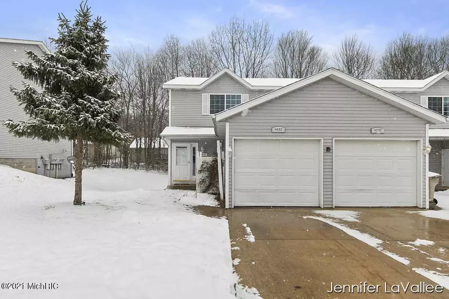 4032 Woodrush Lane, Comstock Park, MI 49321