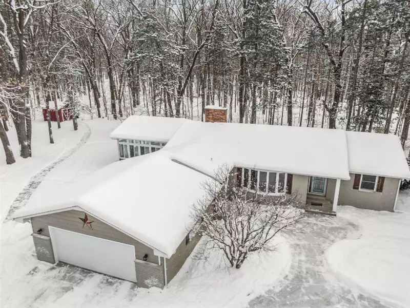 28994 60th Avenue Avenue, Lawton, MI 49065