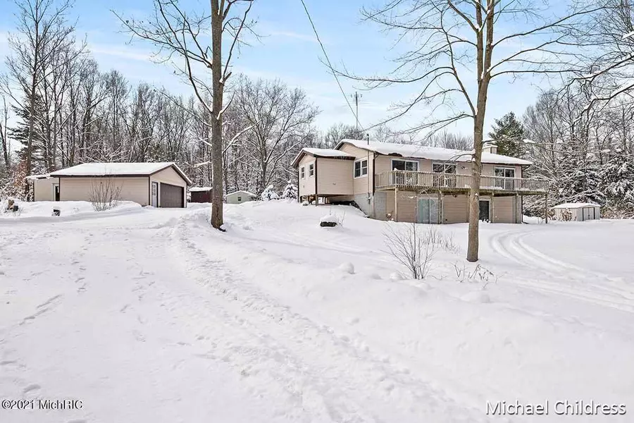 3980 Serenity Lane, Whitehall, MI 49461-9379