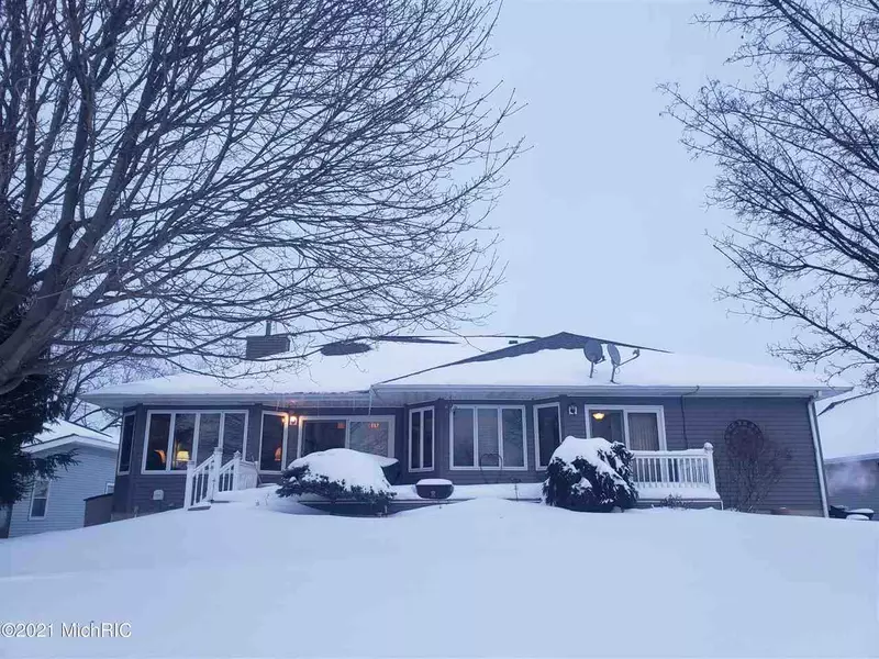 748 Tomahawk Trail, Coldwater, MI 49036