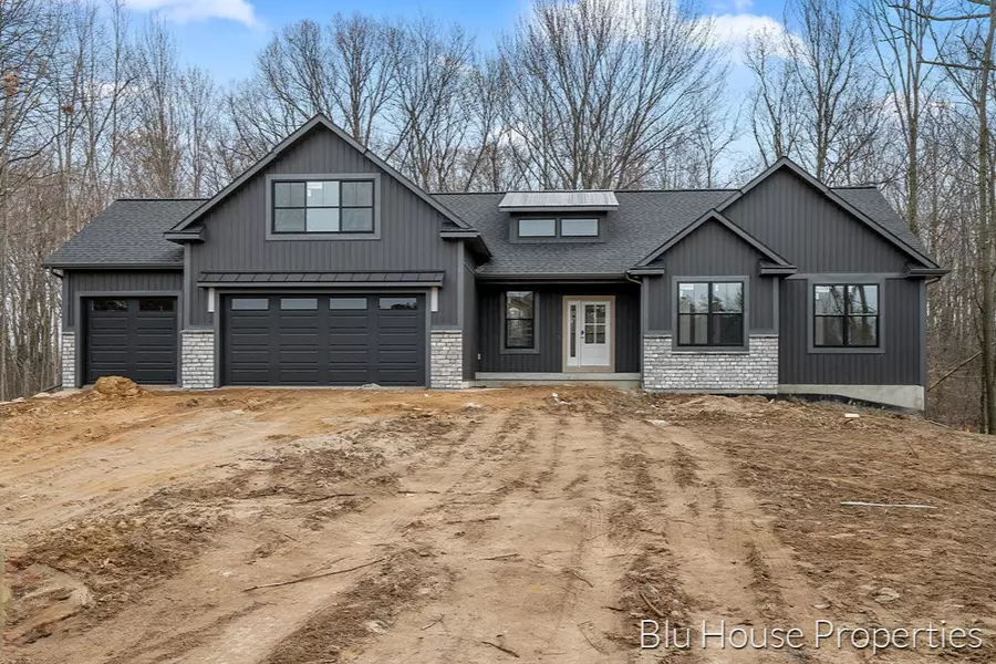 8128 Redfield Court Court, Hudsonville, MI 49426