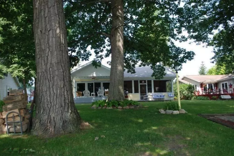 1049 Kope Kon Road Road, Coldwater, MI 49036-8018