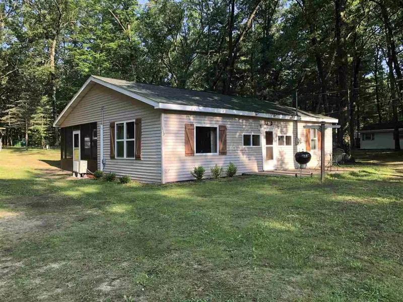 119 N Jackpine Road, Walhalla, MI 49458