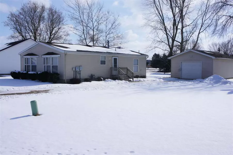 887 Elaine Street, Quincy, MI 49082