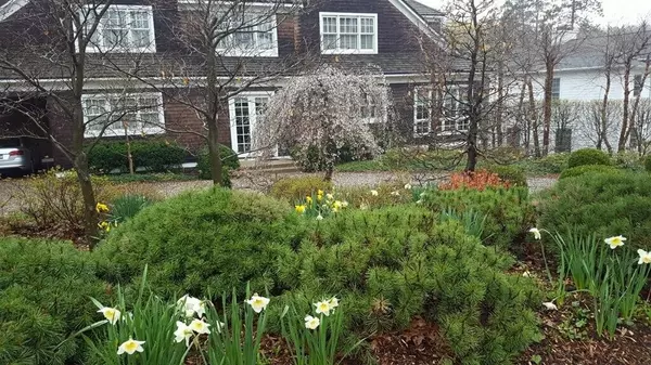 Saugatuck, MI 49453-9787,3438 Riverside Drive Drive