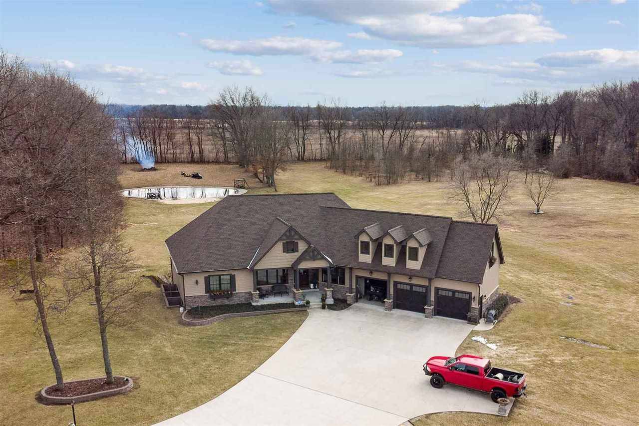 30761 Redfield Street, Niles, MI 49120-5065