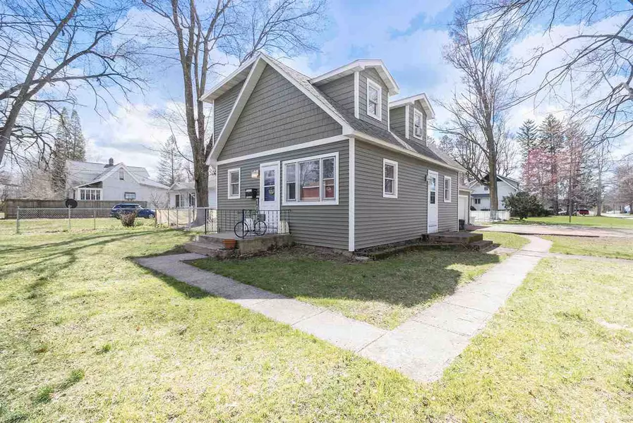 10 Oliver Street, Bangor, MI 49013-1429