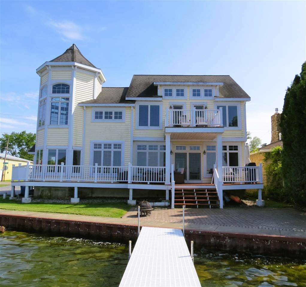 4271 Anderson Drive, Albion, MI 49224-8536
