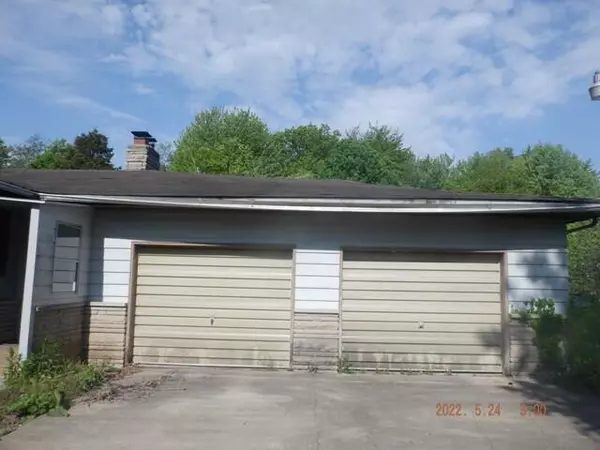 Grand Junction, MI 49056-9579,11682 CR 681