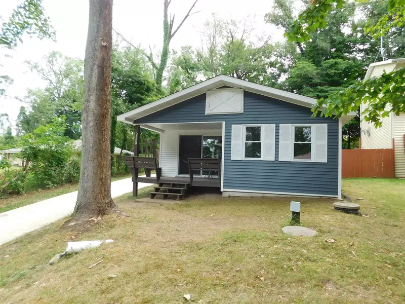 63589 Ridge Avenue, Lawrence, MI 49064