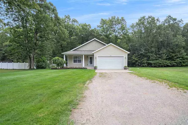 Twin Lake, MI 49457-8001,5954 Meadowmohr Lane