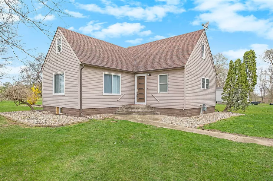 19712 M-86, Centreville, MI 49032