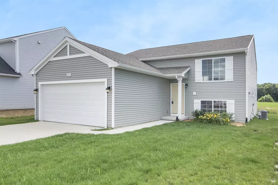 5437 E Karen Court, Stevensville, MI 49127