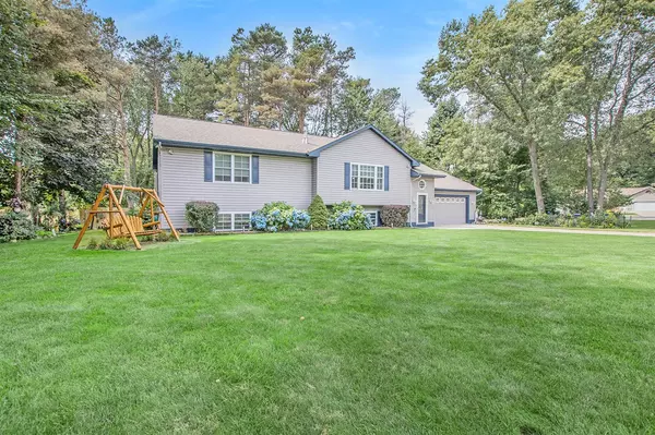 Ludington, MI 49431,867 Hill View Court