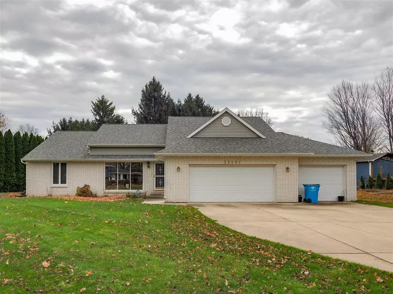 22401 Happy Drive, Cassopolis, MI 49031