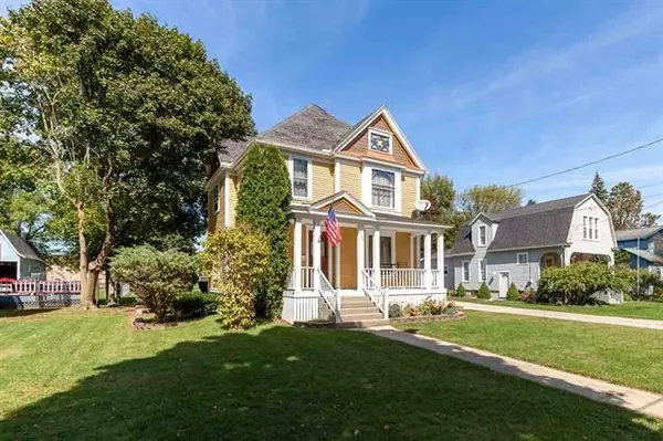 Adrian, MI 49221,730 COLLEGE AVE