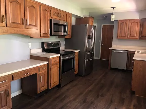 Adrian, MI 49221,1331 TRENTON RD