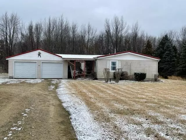 20101 M 86, Centreville, MI 49032
