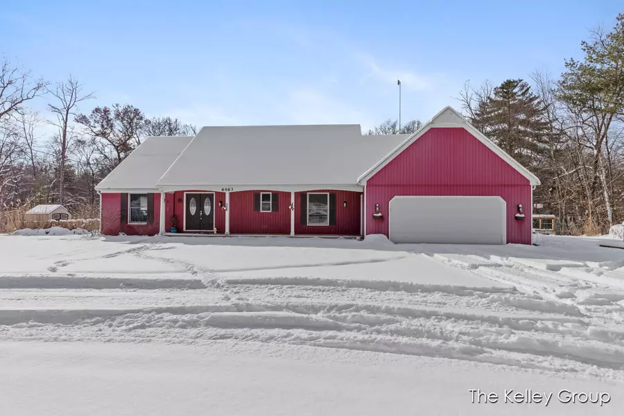 6463 Crooked Creek Drive, Howard City, MI 49329