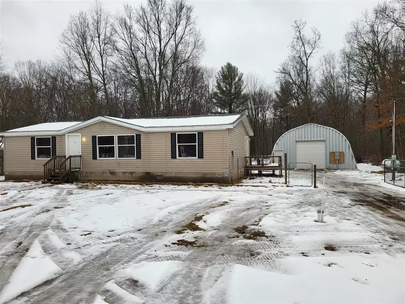 1793 Beaver Road, Bitely, MI 49309-9655