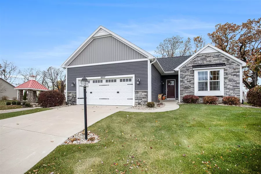 9207 Cottage Glen, Richland, MI 49083-8639