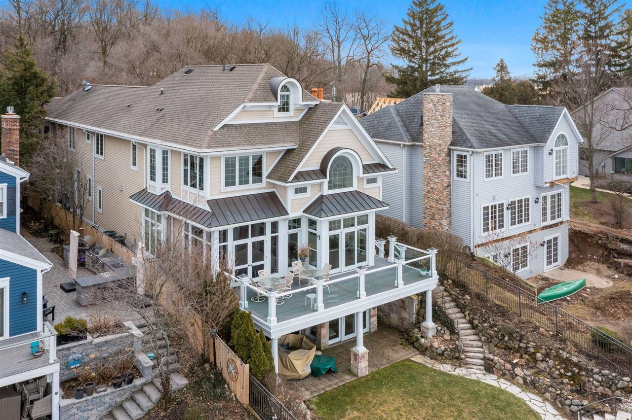 20744 Diamond Shores Drive, Cassopolis, MI 49031