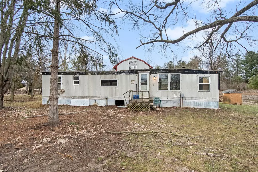 8271 40th Street, Bloomingdale, MI 49026