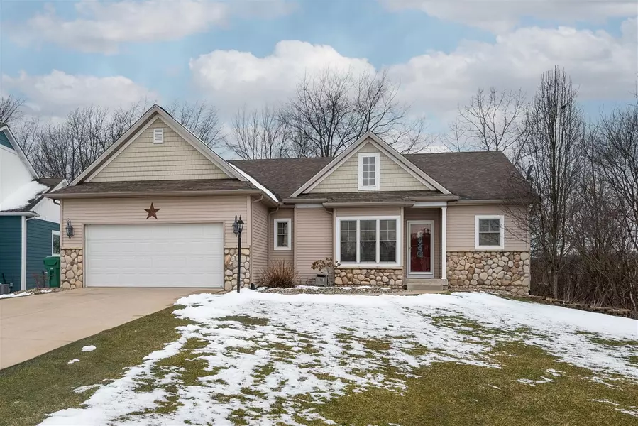 21137 Diamond Harbor Court, Cassopolis, MI 49031