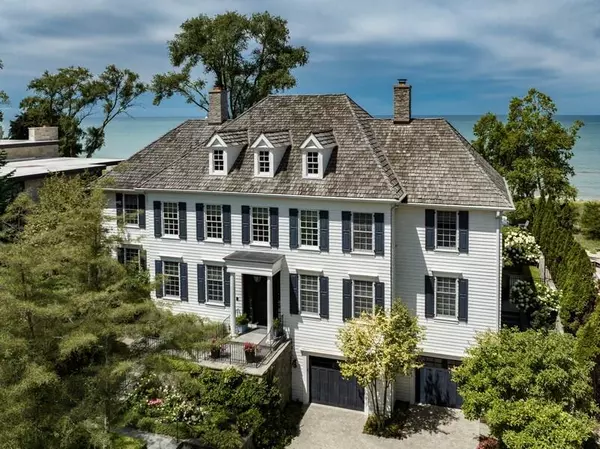 11845 Marquette Drive, New Buffalo, MI 49117-9220