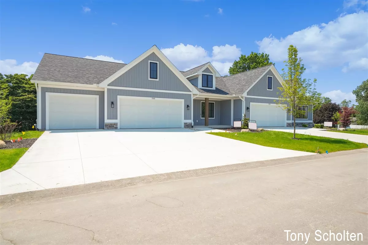 Hudsonville, MI 49426,5181 Blendon Meadow Circle