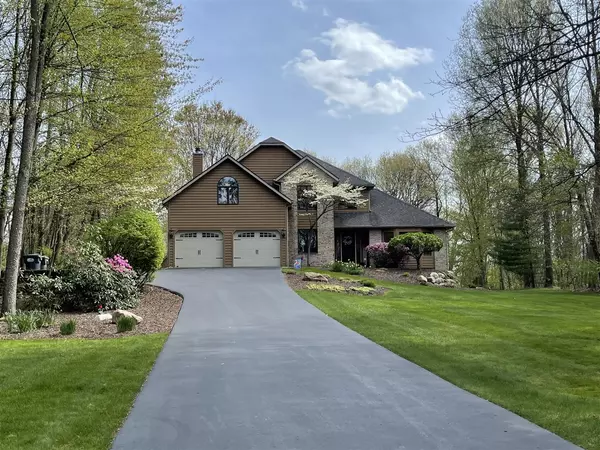 8187 Glenwynd Drive, Kalamazoo, MI 49009