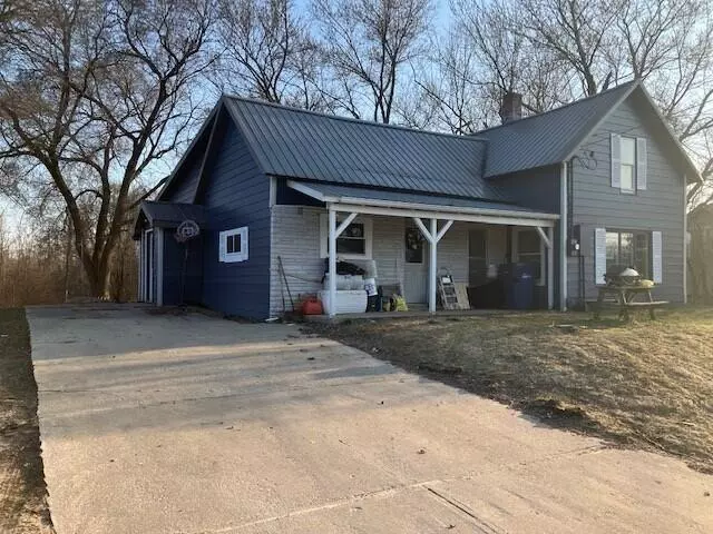 316 W First Street, Marion, MI 49665