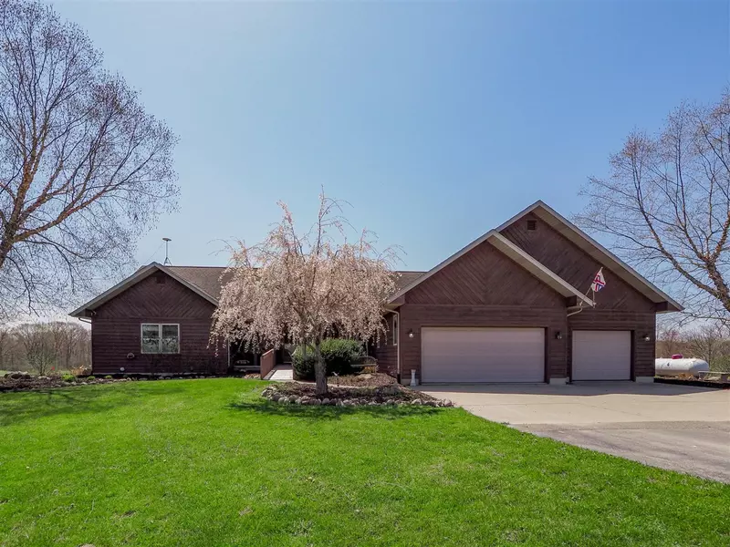 2865 W Quimby Road, Hastings, MI 49058