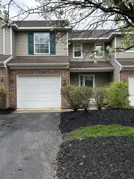 5945 E Lyn Haven Drive, Grand Rapids, MI 49512