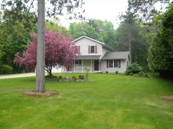 Grant, MI 49327,4836 Red Pine Drive