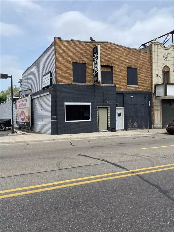 741 LEONARD Street, Grand Rapids, MI 49504