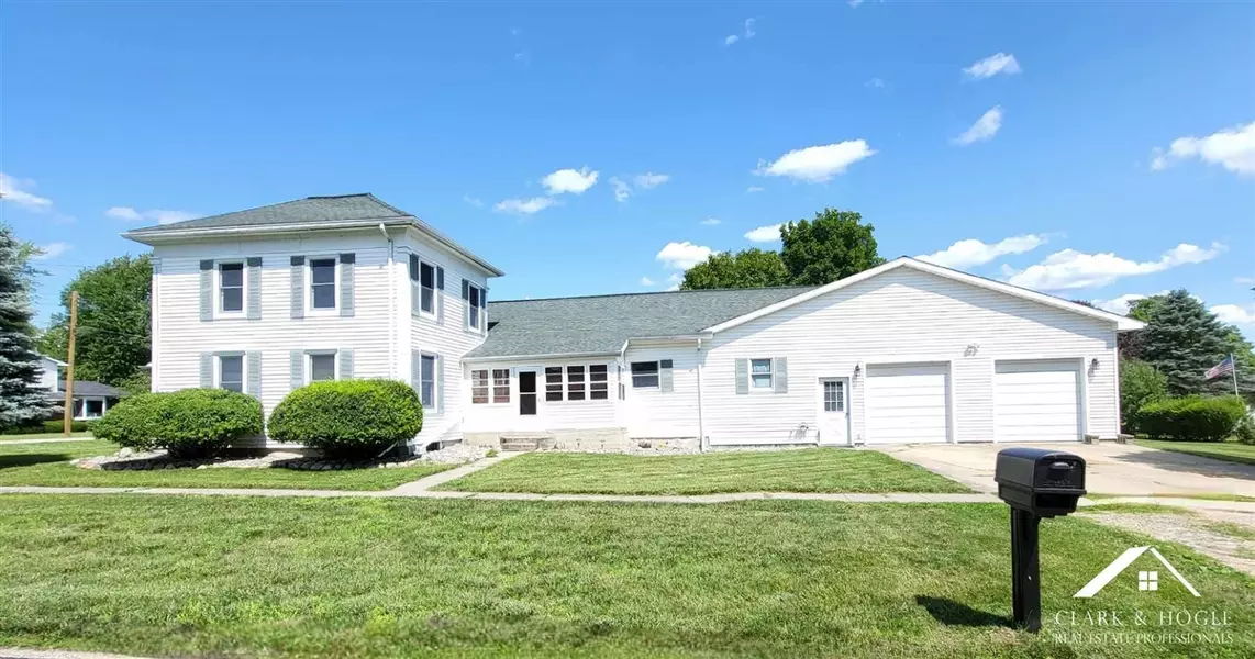 205 E Jefferson Street, Pewamo, MI 48873
